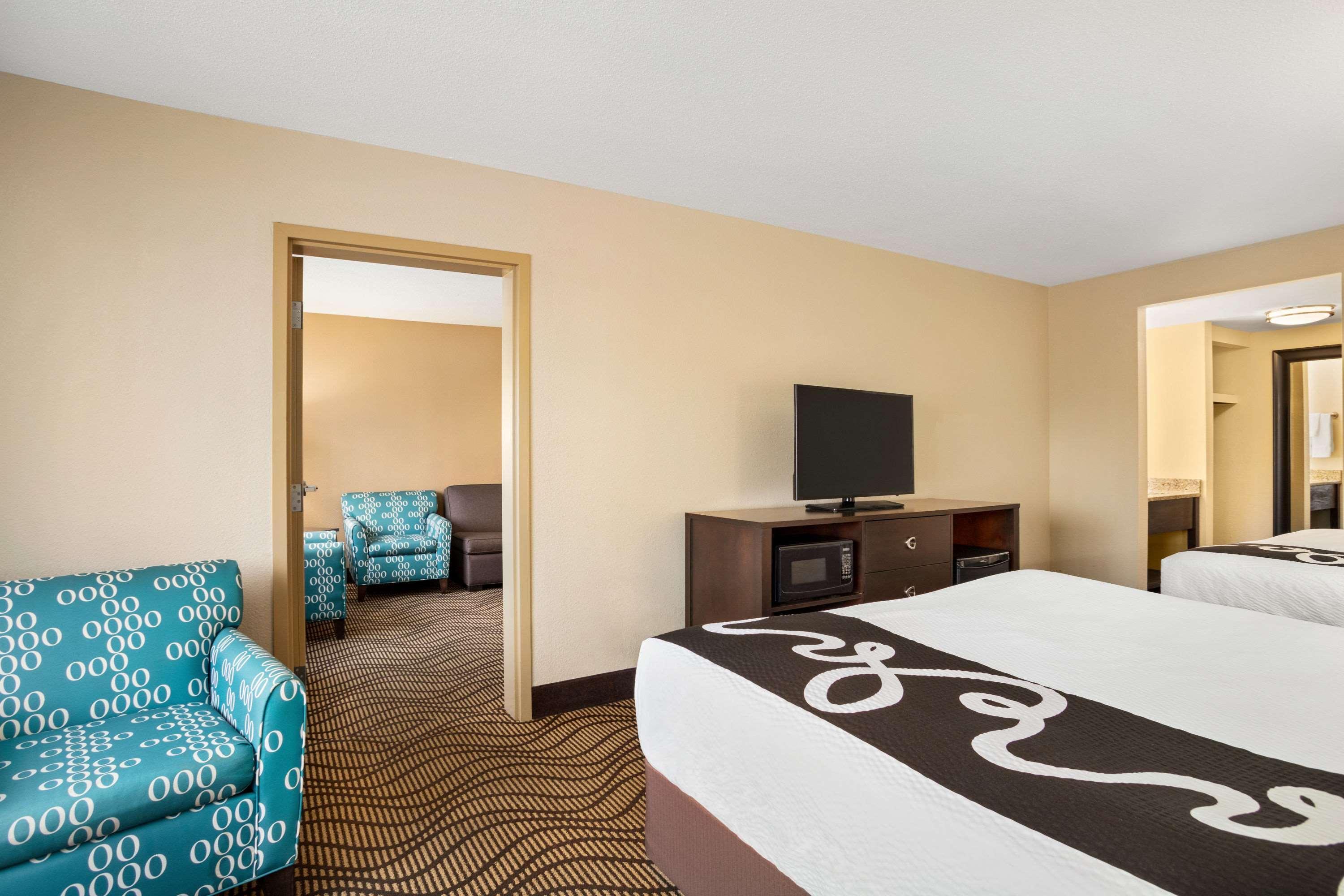 La Quinta Inn & Suites By Wyndham Richmond-Midlothian Ngoại thất bức ảnh