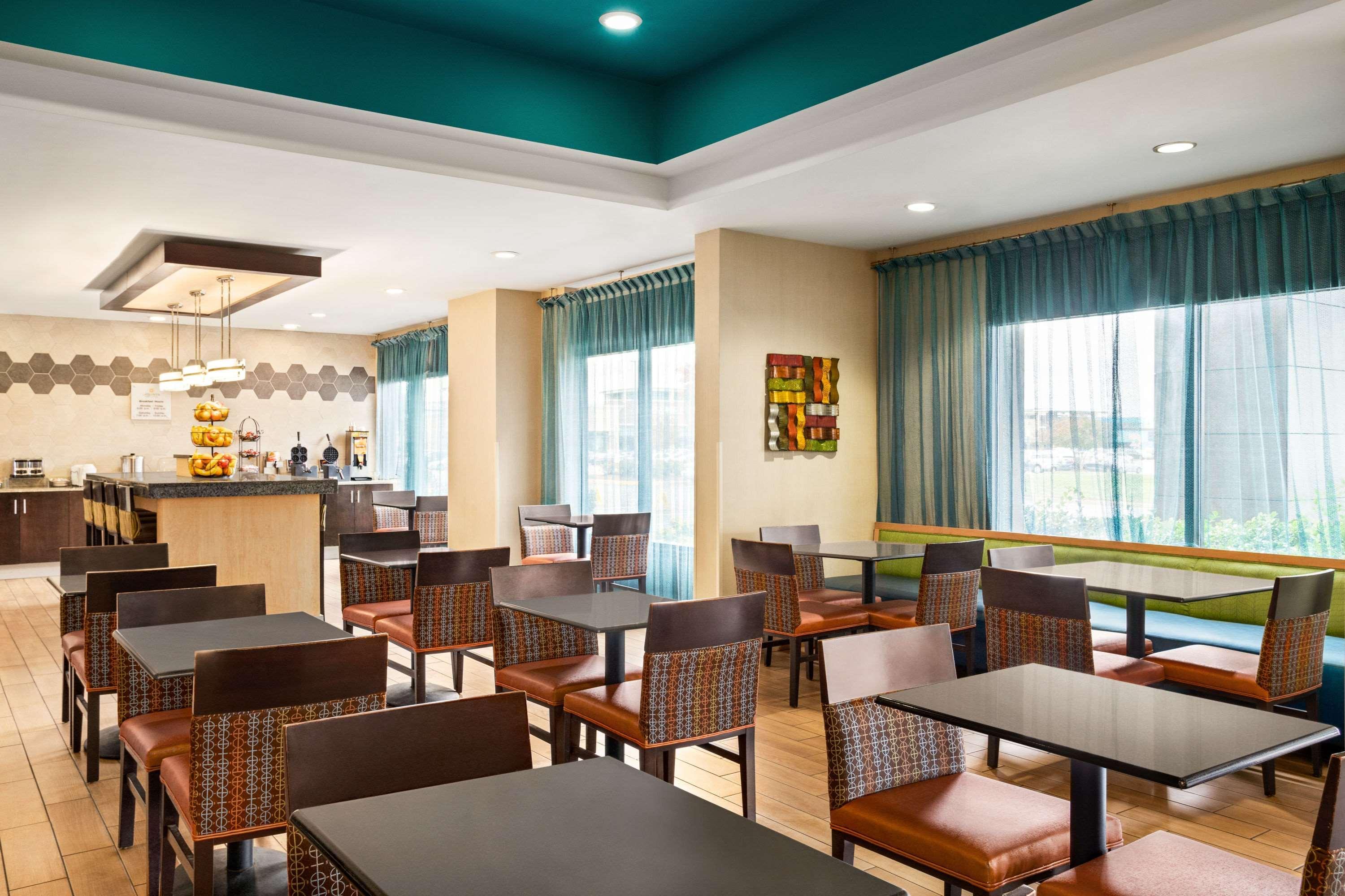 La Quinta Inn & Suites By Wyndham Richmond-Midlothian Ngoại thất bức ảnh